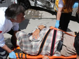 Büyük Kumköprü Caddesi'nde kaza: 1 yaralı