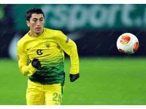 Özbek Futbolcu Ahmedov Anji’den Ayrıldı