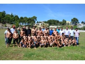 Güreşçiler, Kırkpınar Öncesi Son Çalışmalarını Manavgat'ta Yaptı