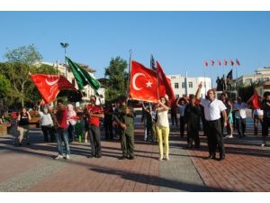 Alperen Ocakları: Bayrağa Saygısızlığın Sorumlusu Siyasi İktidardır