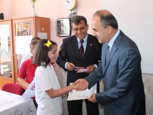 489 bin öğrenci için tatil zili çaldı