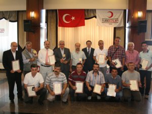 Gönüllü kan bağışçıları ödüllendirildi