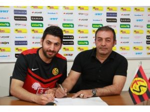 Mirkan Aydın 2 Yıllığına Eskişehirsporlu Oldu