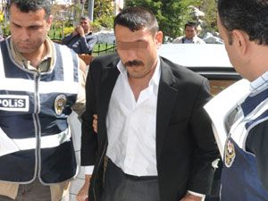 Koltuk değneklinin satırla gasp yaptığı iddiası