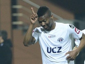 Kalu Uche geliyor