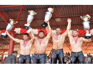 Fatih Atlı'nın Kemerini Kılıçdaroğlu Taktı