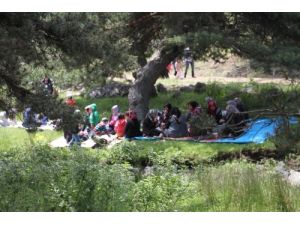 Ereğli'de Yaşayan Tatlaklılar Yayla Şenliğinde Hasret Giderdi