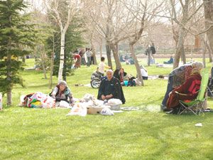 Vatandaş piknik, kasaplar bayram yaptı