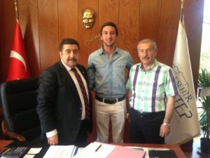 Gaziantep Büyükşehir Belediyespor, Kaleci Emir İle Anlaştı