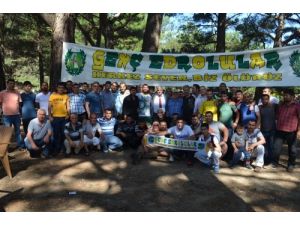 Genç Edrolular Kaz Dağları'ndaki Kır Şenliğinde Buluştu