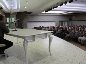 Kur'an'a hizmet edelim