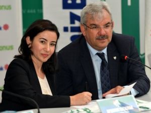 Denizbank, Bursaspor İle Bonus Sözleşmesini 3 Yıl Daha Uzattı