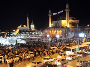 Konya'da işyerleri sahura kadar açık