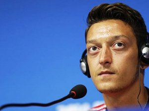 Mesut Özil oruç tutacak mı? Açıkladı