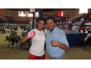 Adanalı Kick Boksçular Gaziantep’ten Madalya İle Döndü