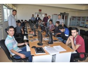 Madde Bağımlı Gençlere Bilgisayar Programcılığı Kursu Açıldı