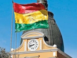 Bolivya'da saatler ters dönecek