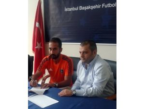 İstanbul Başakşehir, Volkan Babacan'ı Kadrosuna Kattı