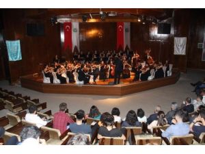 Uludağ Üniversitesi Gençlik Senfoni Orkestrası, Çü’de Konser Verdi