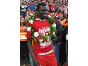 Balıkesirspor İç Transferde Beş Futbolcusuyla Daha Anlaştı