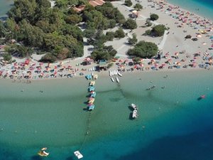 Ölüdeniz 'ölü fiyatına' gitti