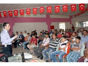 Romanlara Uyuşturucu Konferansı