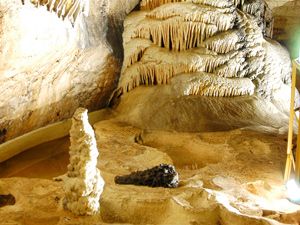 Tınaztepe Mağarası turizm sezonuna açıldı