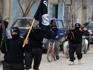 IŞİD Suriye'de petrolün fiyatını yarıya indirdi