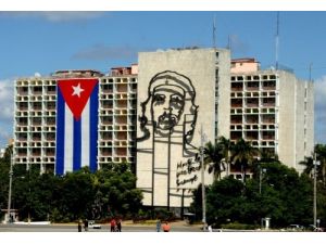 Rusya, Küba’nın 35,2 Milyar Dolarlık Borcunu Sildi