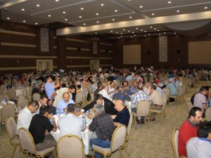 Karatay Belediyesi çalışanları iftarda buluştu