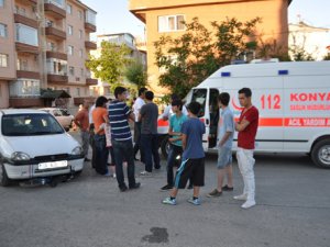 Bisikletli iki çocuğa otomobil çarptı