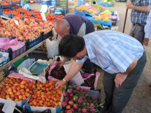 Yerli meyveler büyük ilgi görüyor