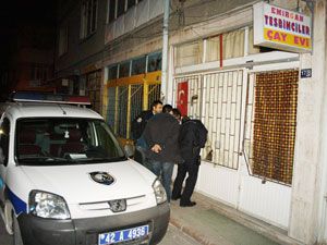 Tespih çalan hırsızlar polisi alarma geçirdi