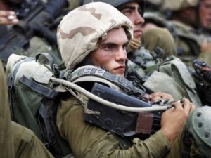 İsrail askerleri ile Hamas arasında çatışma