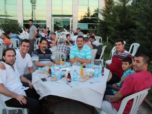 Miraç Asansör’den iftar yemeği