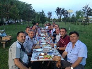 Vatan Sanayi esnafı iftarda bir araya geldi