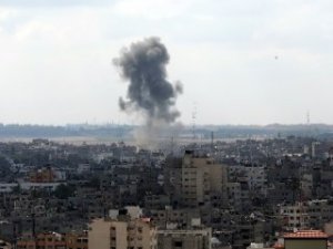 İsrail 2 saatlik ateşkesi bozdu