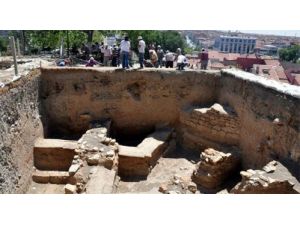 Kalehöyük'te Kazı Çalışmaları Devam Ediyor