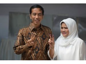 Endonezya'da Resmi Sonuçlarına Göre Yeni Devlet Başkanı Widodo