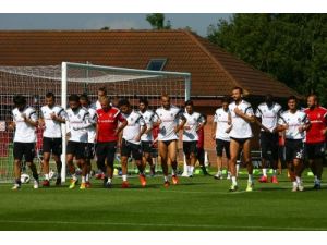 Beşiktaş, Hazırlıklarına Devam Ediyor