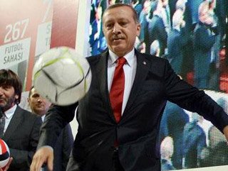 Başbakan Erdoğan ile Acun maç yapacak