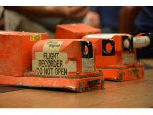 Düşürülen Malezya Uçağının Kara Kutuları Sağlam Çıktı