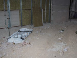 Av tüfeğiyle vurulan bir kişi hastaneye kaldırıldı