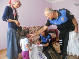 Polis, Bayram Öncesi Çocukların Yüzünü Güldürdü