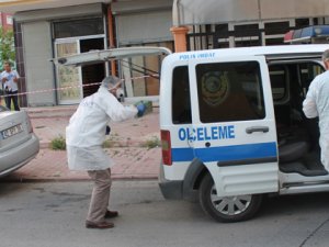 Spotçu kaldığı depoda ölü bulundu