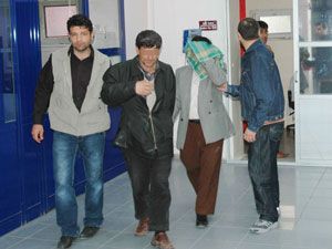 Bakanlığa ait damga makinesi ve sahte mühürlerle yakalandı