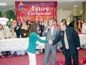 En güzel aşureyi yapmak için yarıştılar
