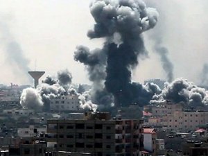 İsrail ateşkesin ardından Gazze'yi vurdu