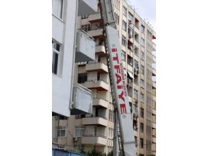 Apartmandaki Yangın Korkuttu