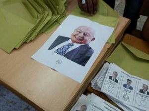 Oy zarfından Erbakan çıktı